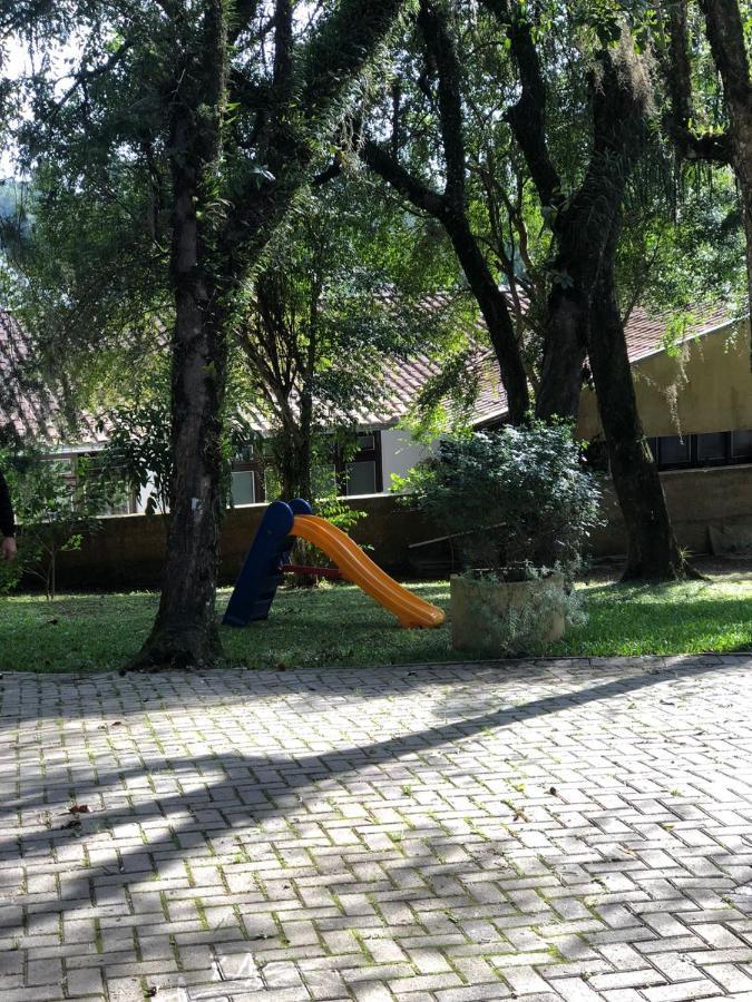 Charming 2 Min. From Barigui Park Apartment